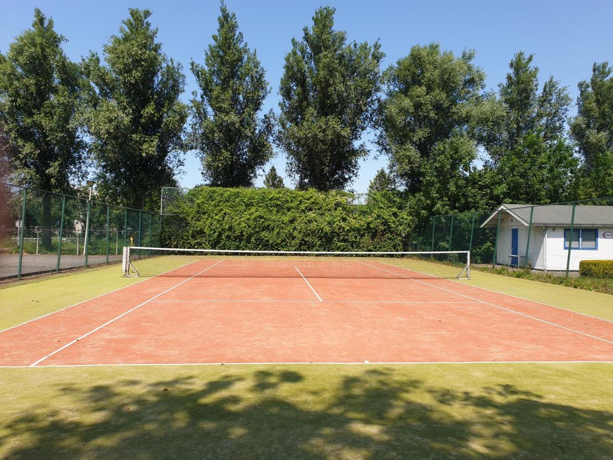 Lovely Bungalow 8P Close To Beach And Amsterdam Opmeer Bagian luar foto
